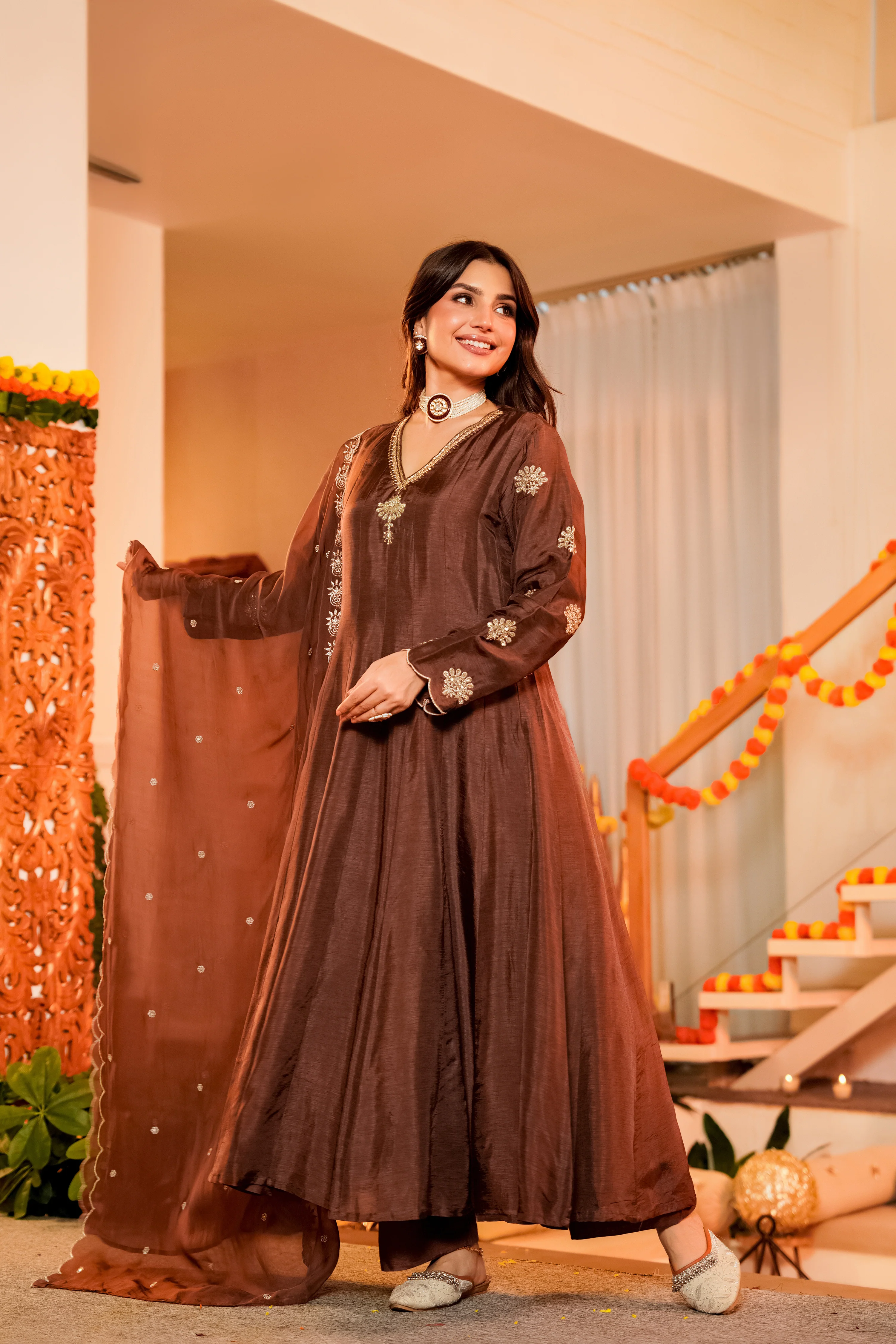 Mocha Royale Satori Silk Suit Set - Image 6