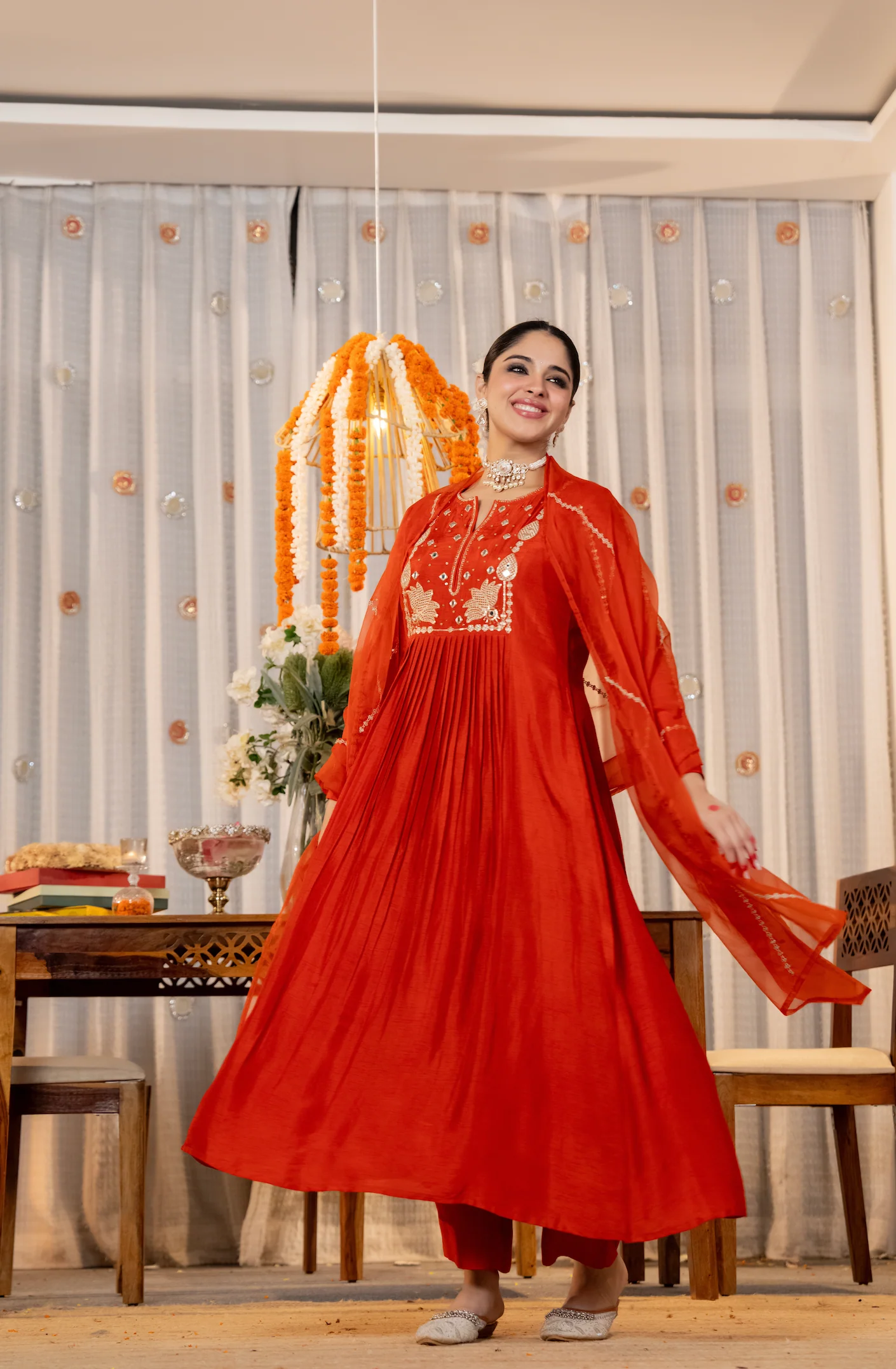 Ruby Flame Russian Silk Suit Set - Image 4