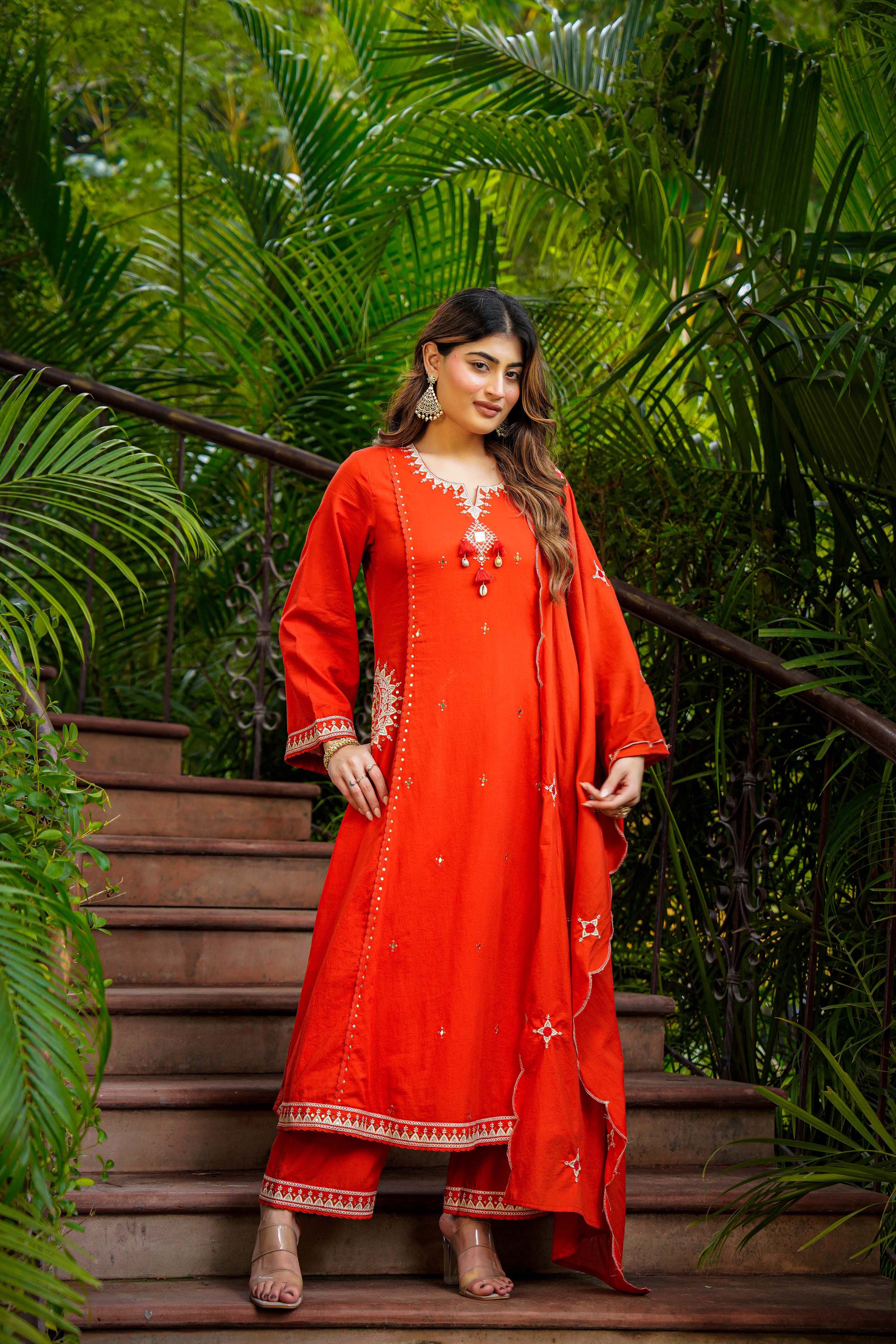 Rust Bloom Flared Mul Cotton Suit Set - Image 5