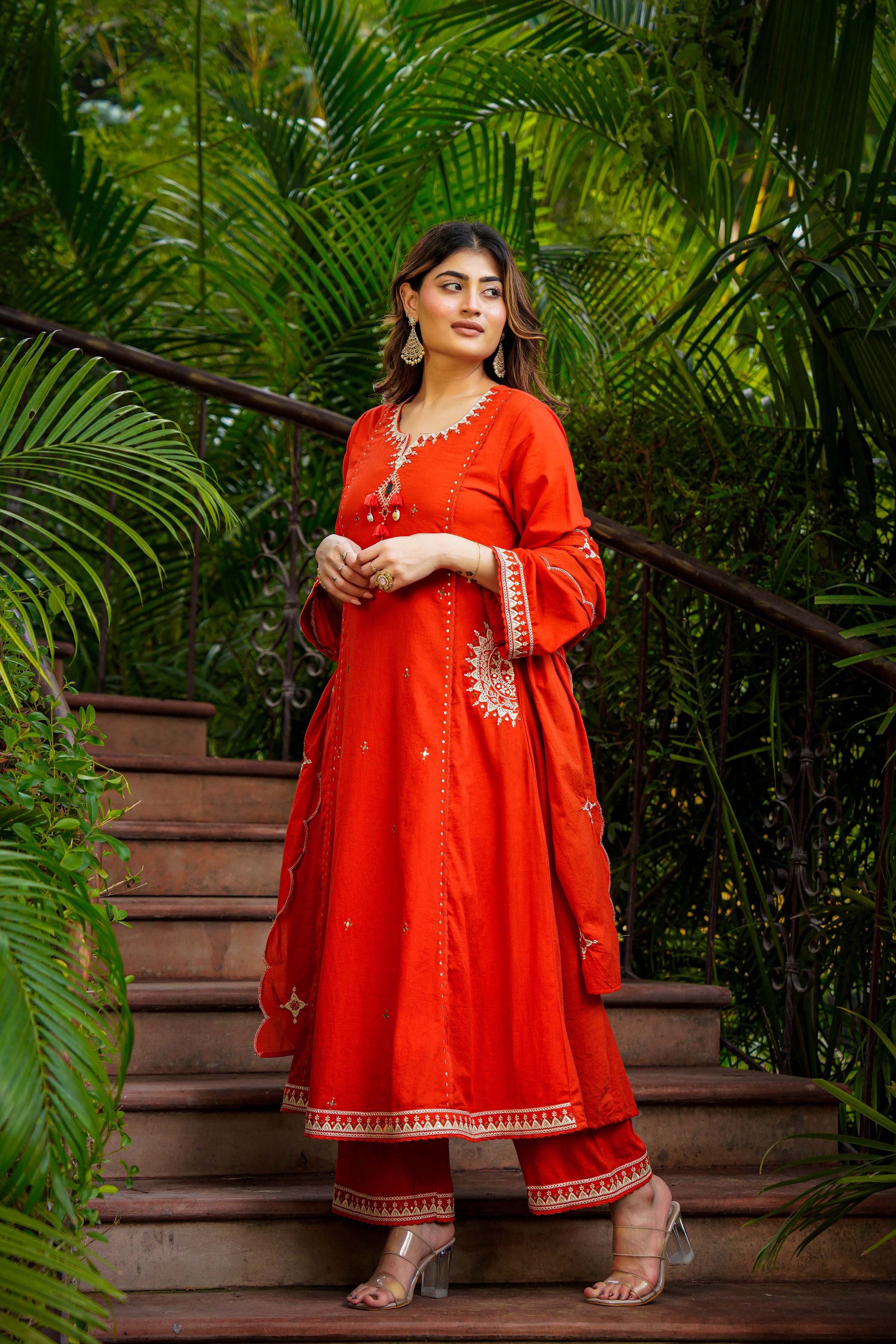 Rust Bloom Flared Mul Cotton Suit Set - Image 7