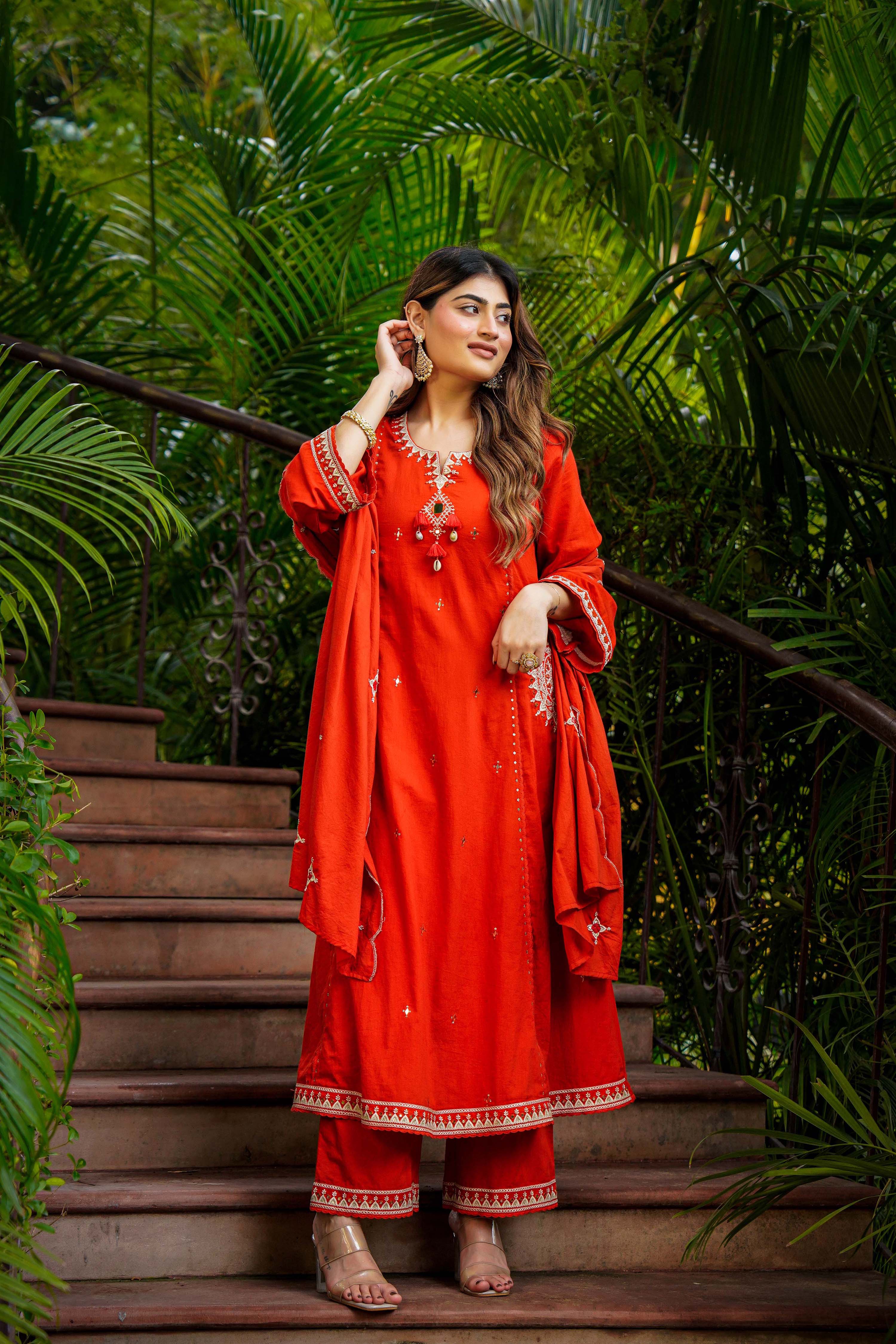 Rust Bloom Flared Mul Cotton Suit Set - Image 9