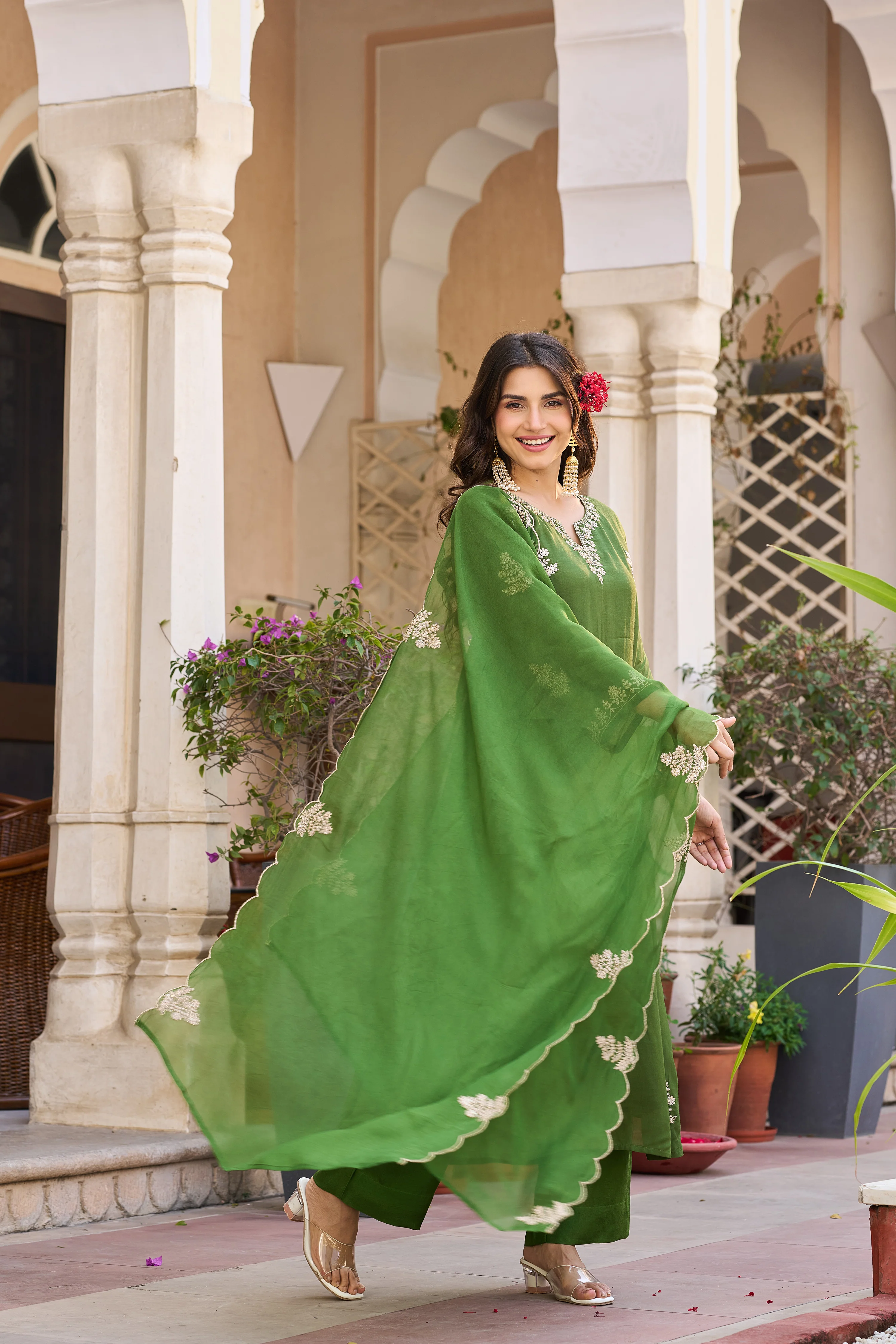Emerald Elegance Suit Set - Image 10