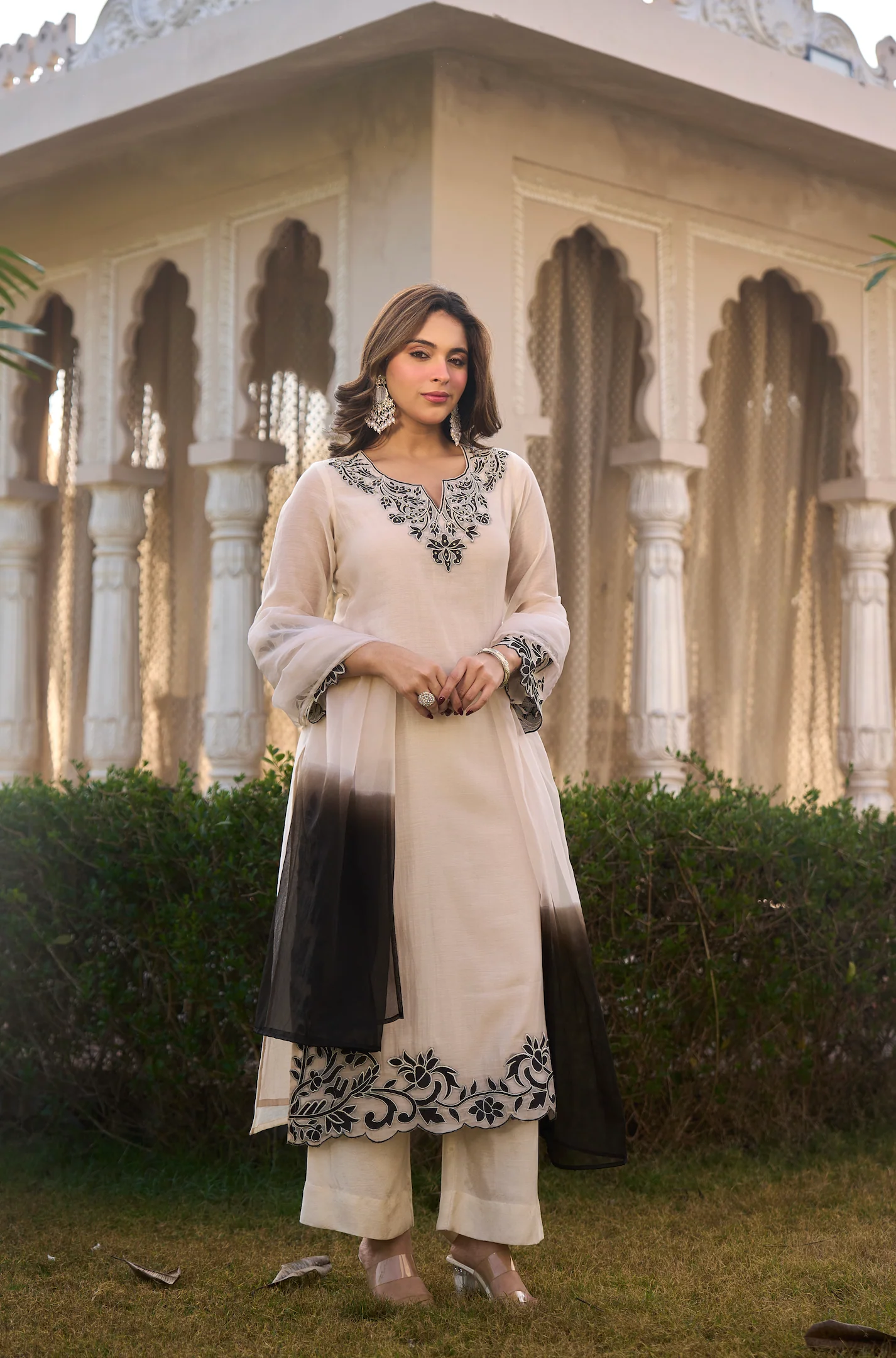 Ivory Shadow Ensemble Suit Set - Image 6