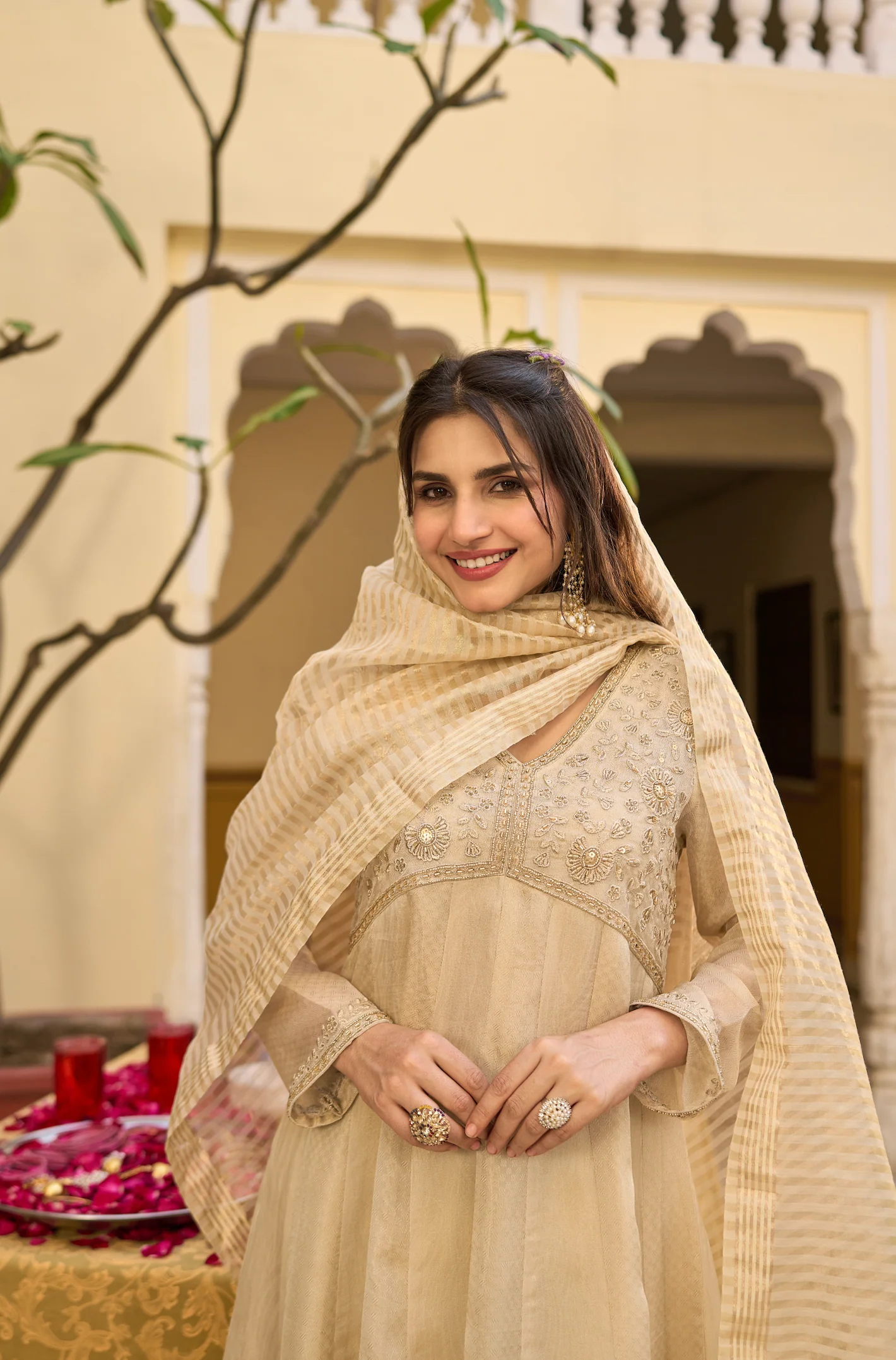 Golden Whisper Noor Suit Set - Image 11