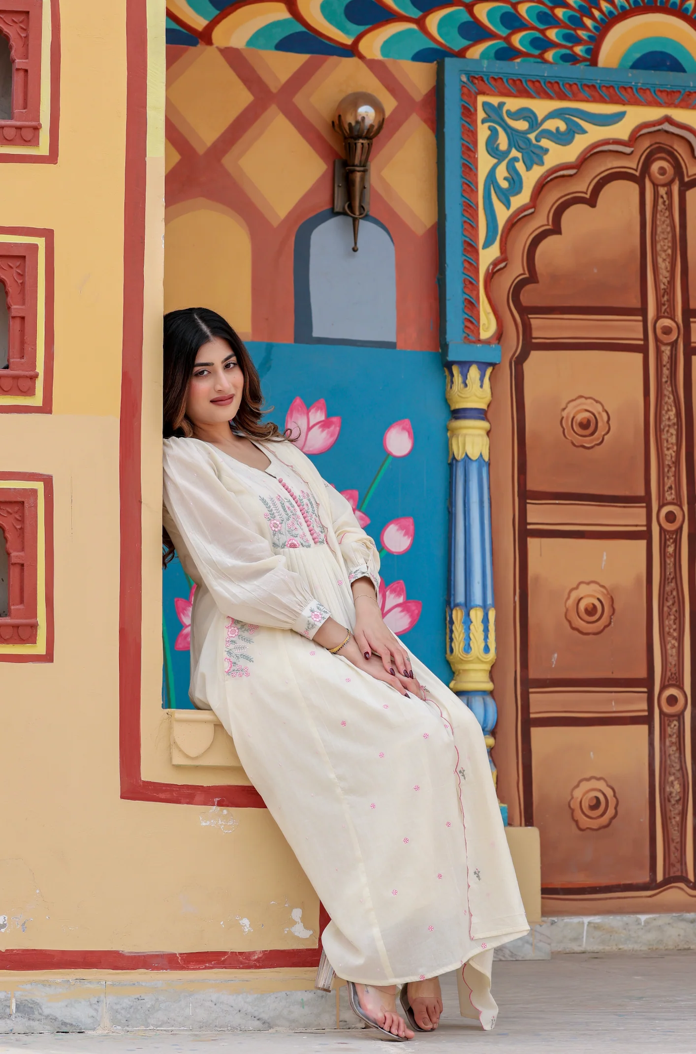 Pearl Glow Mulmul Suit Set - Image 11