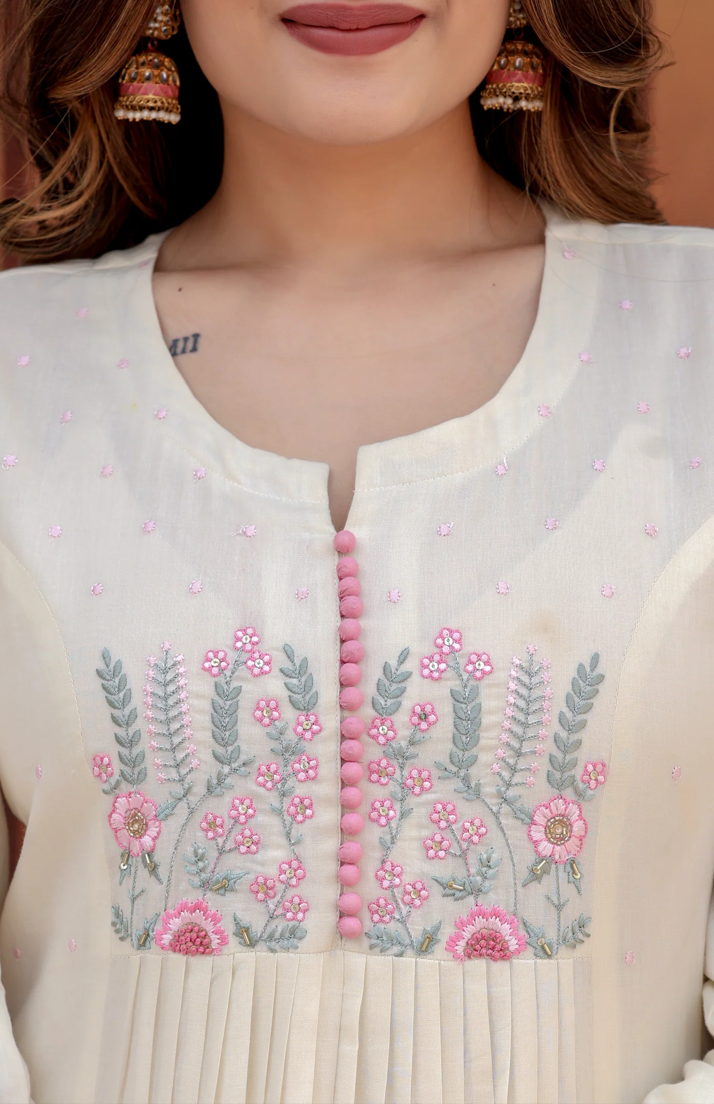 Pearl Glow Mulmul Suit Set - Image 8
