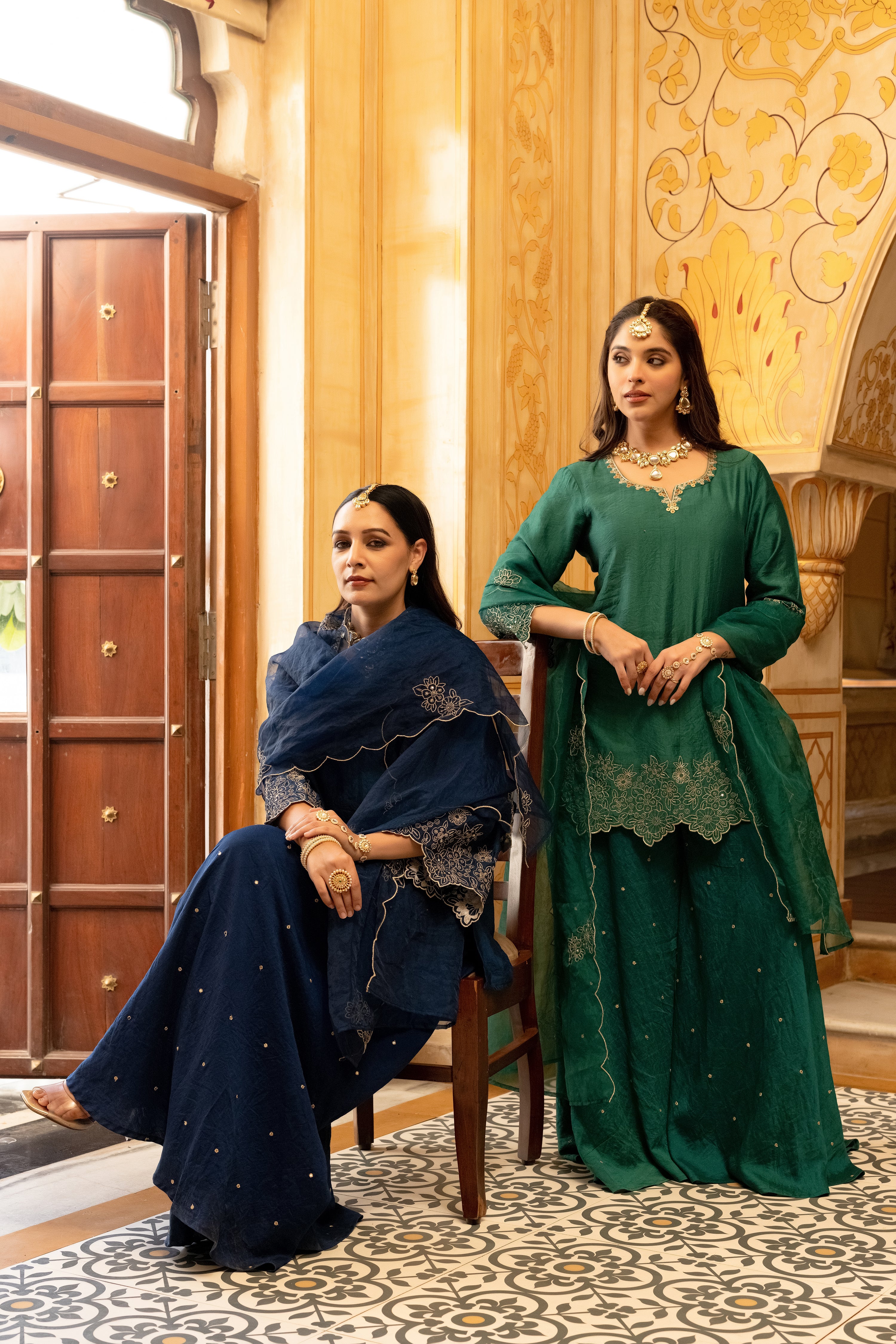 Emerald Satoori Royale Silk Suit Set - Image 17