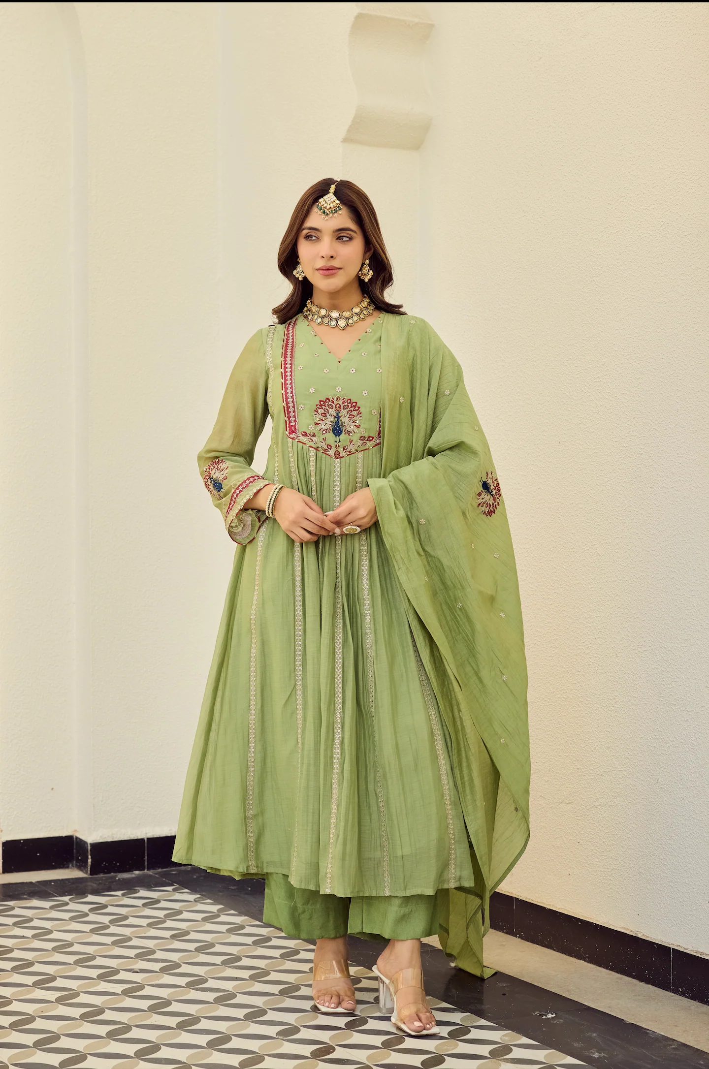 Pista Grace Embroidered Suit Set - Image 3