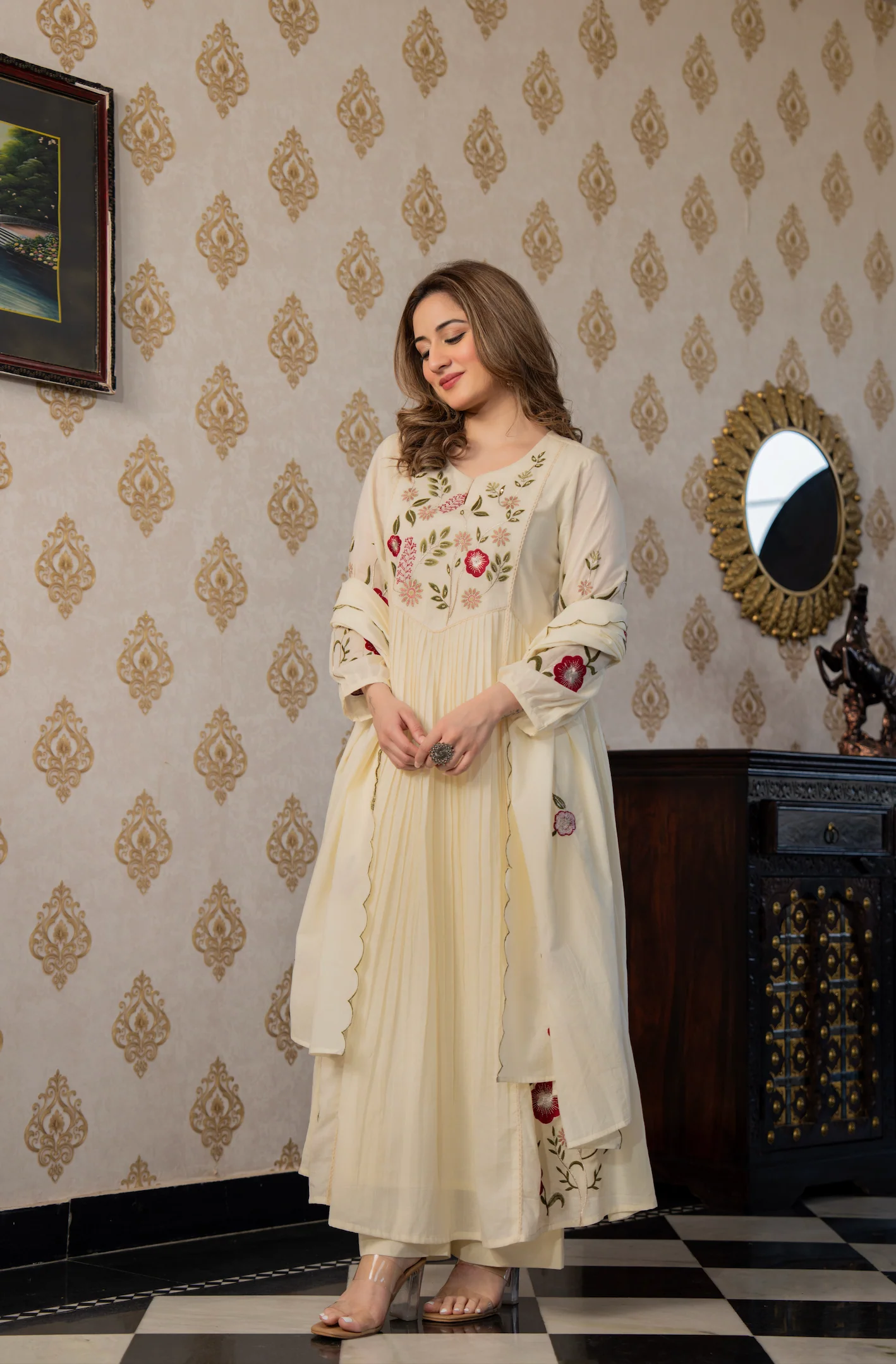 Ivory Whisper Suit Set - Image 8